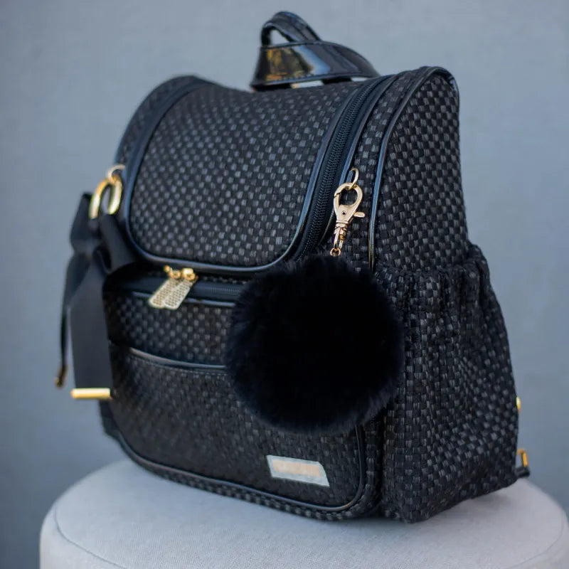 Mochila 2 em 1 - Palha Preta com Detalhes em Couro Preto Verniz